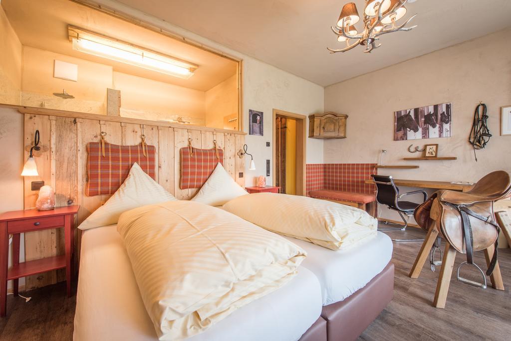 Landhotel Und Gasthof Hirsch Huettenreute Hoßkirch المظهر الخارجي الصورة
