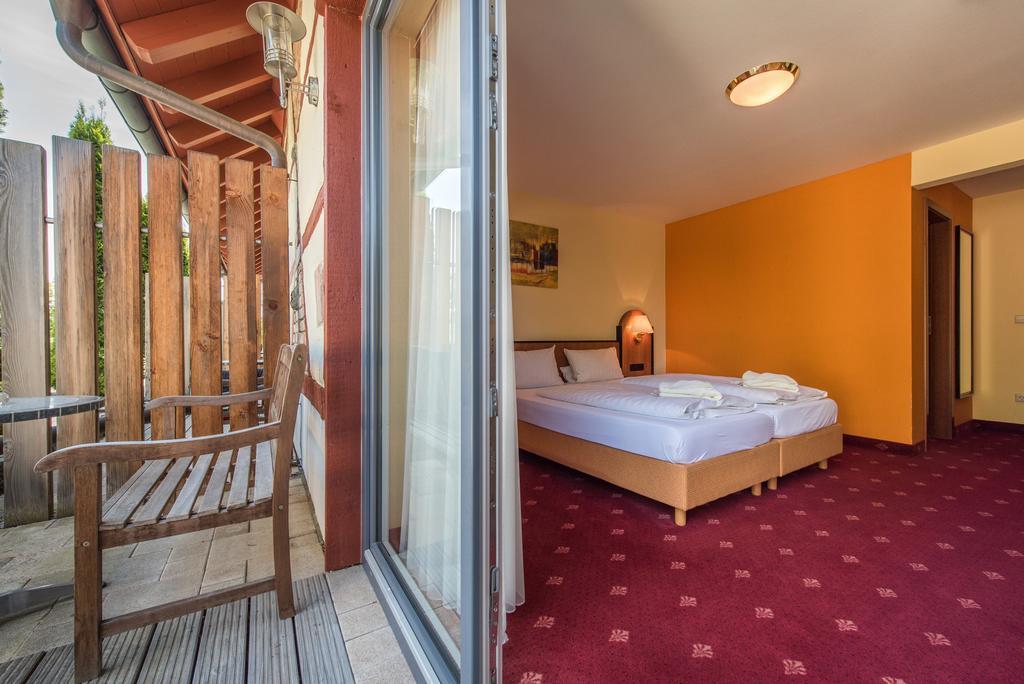 Landhotel Und Gasthof Hirsch Huettenreute Hoßkirch المظهر الخارجي الصورة