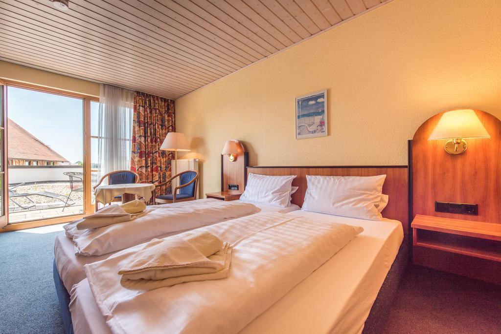 Landhotel Und Gasthof Hirsch Huettenreute Hoßkirch المظهر الخارجي الصورة