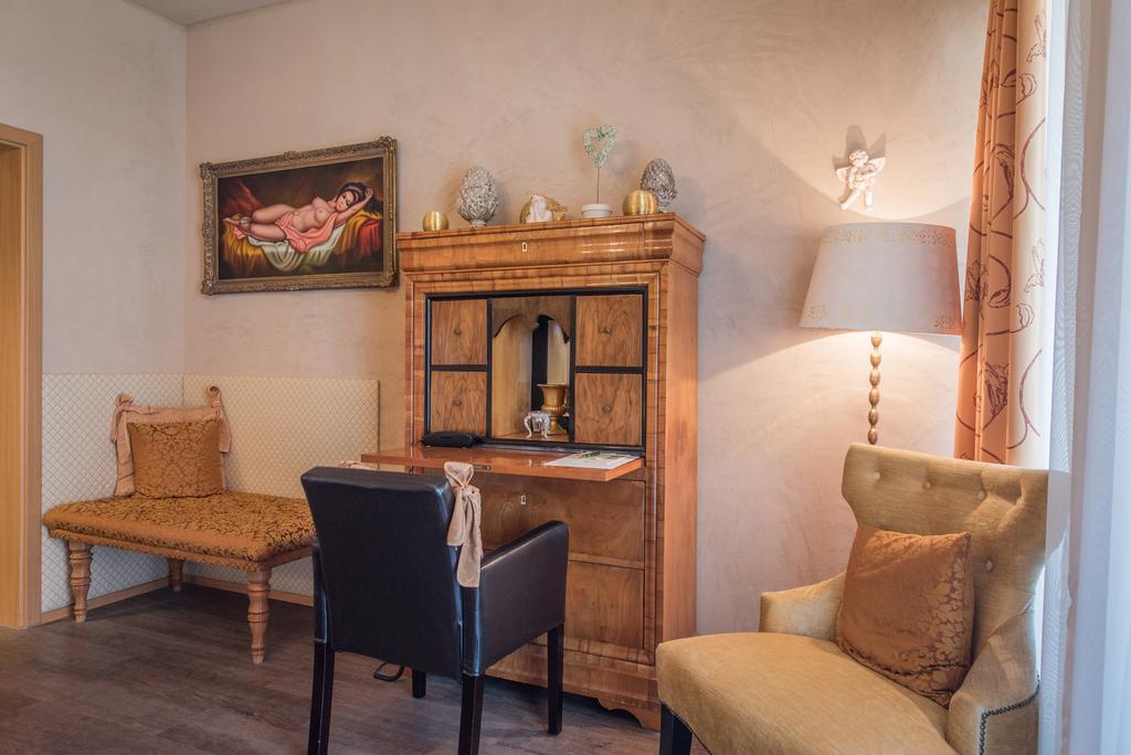 Landhotel Und Gasthof Hirsch Huettenreute Hoßkirch المظهر الخارجي الصورة